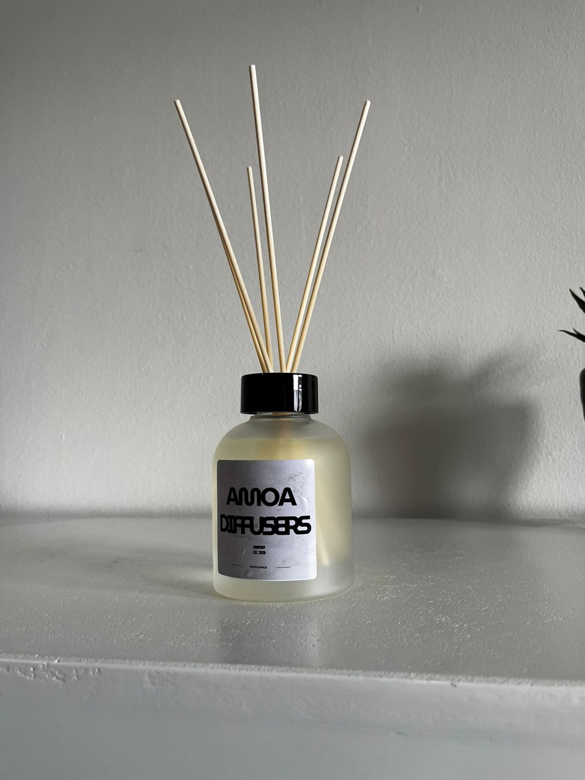 AMOA Sandalwood – Warm Wood Aroma Diffuser - 200ml